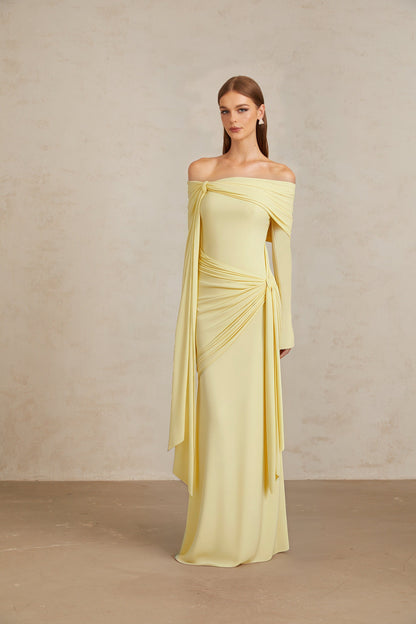 Vestido largo con hombros descubiertos LUMARIA™