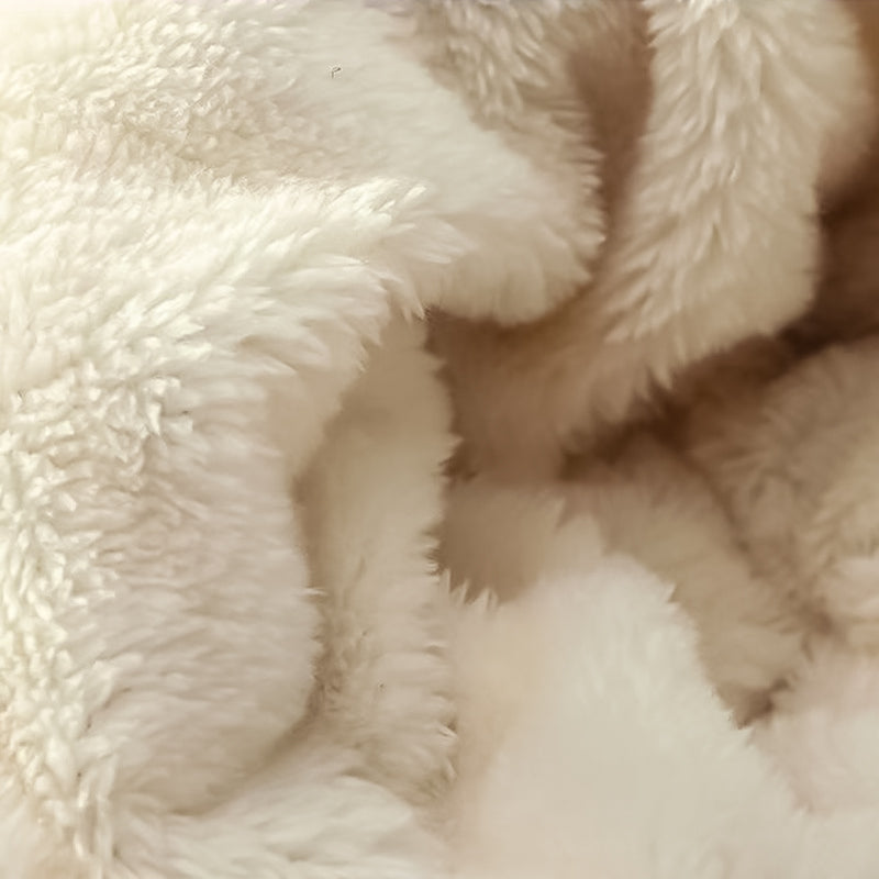 FrostLuxe™ | effortlessly combine warmth, comfort, and elegance in one set