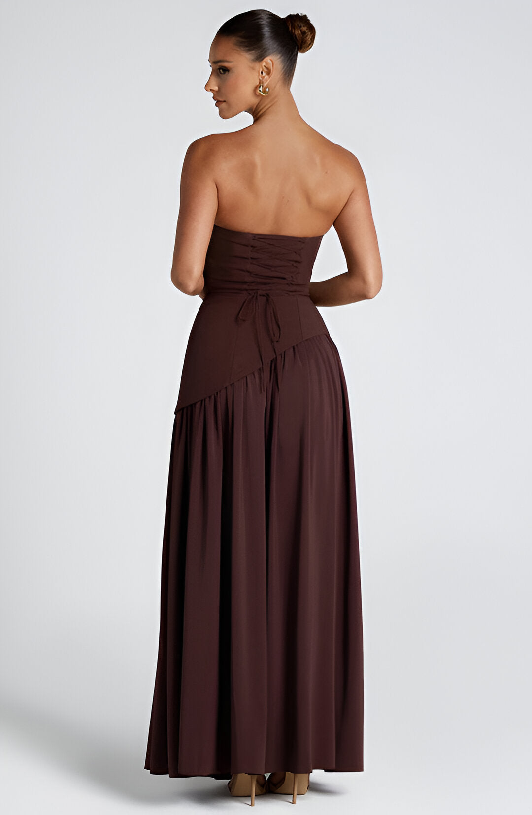 Vestido largo elegante en contraste Lunaria™