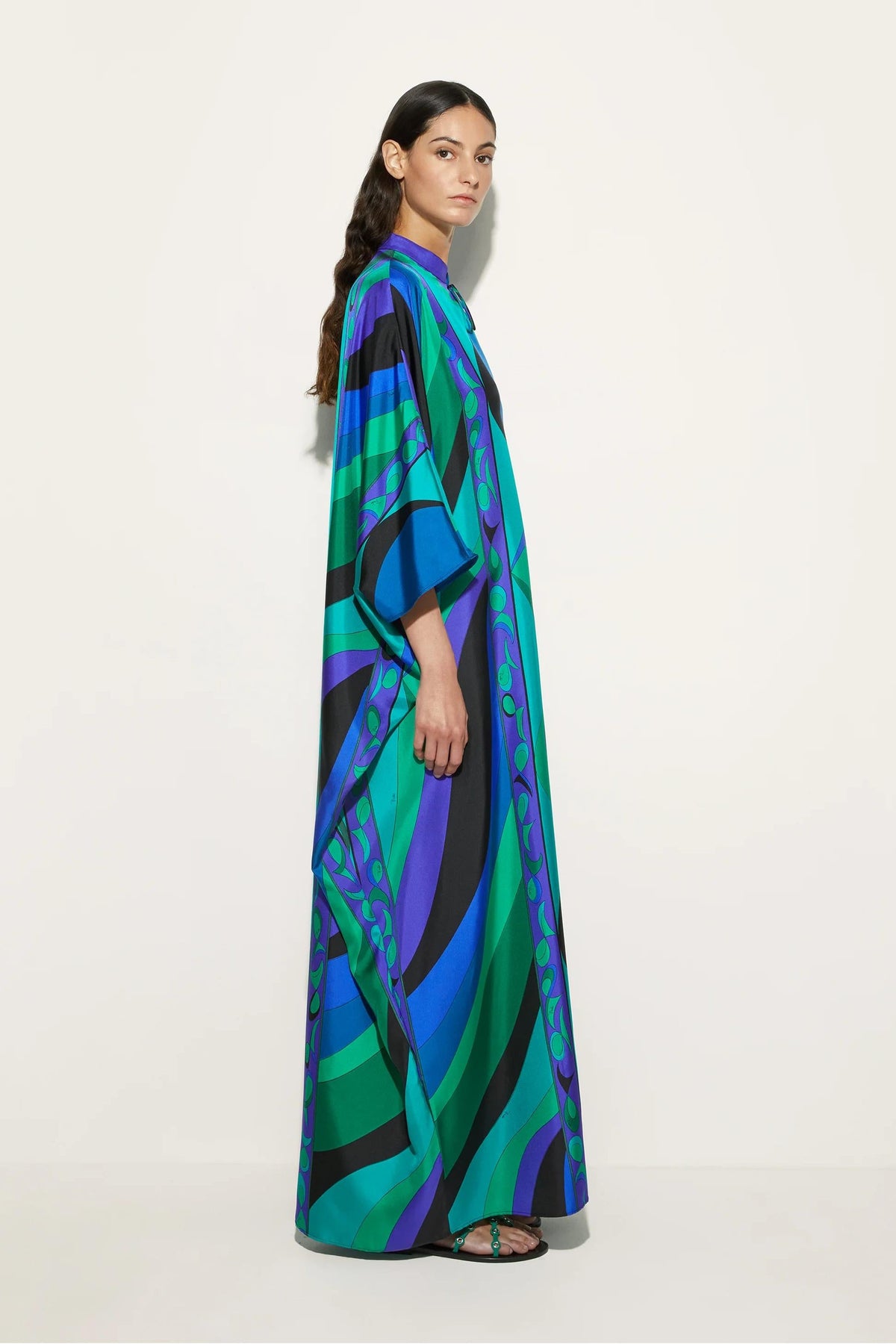 KaleaWave™ | Satijnen Kaftan conoció la impresión psicodélica