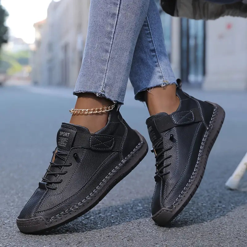 Lina | Estilo y comodidad en Eén: De Ideale Sneaker voor Elke Dag