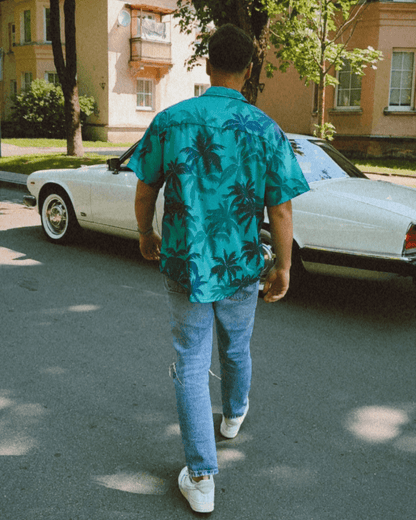 Camisa SunWave™ Retro Miami – Una camiseta elegante para el año 80