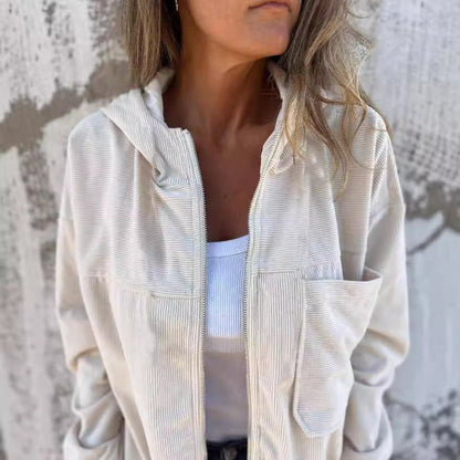 LYRA| Chaqueta informal de terciopelo con capucha