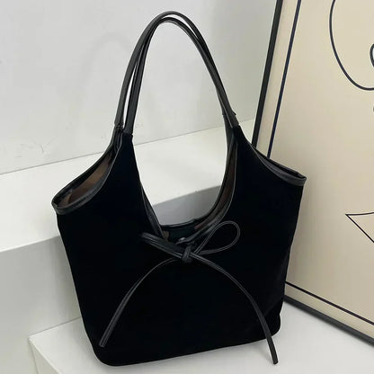 Lumiere Luxe™ – Elegancia atemporal en un bolso