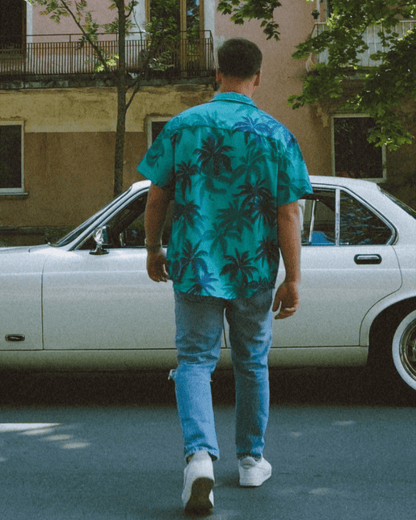 Camisa SunWave™ Retro Miami – Una camiseta elegante para el año 80