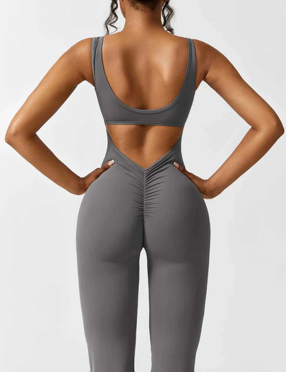 VedaFit™ – Jumpsuit with flared fit & modeling effect!
