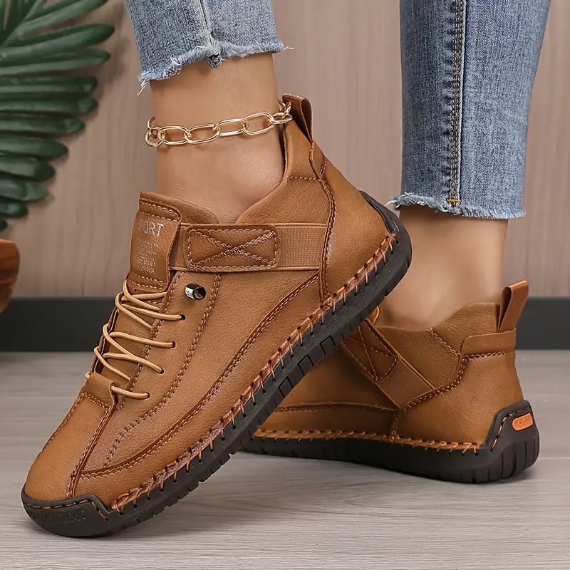 Lina | Estilo y comodidad en Eén: De Ideale Sneaker voor Elke Dag