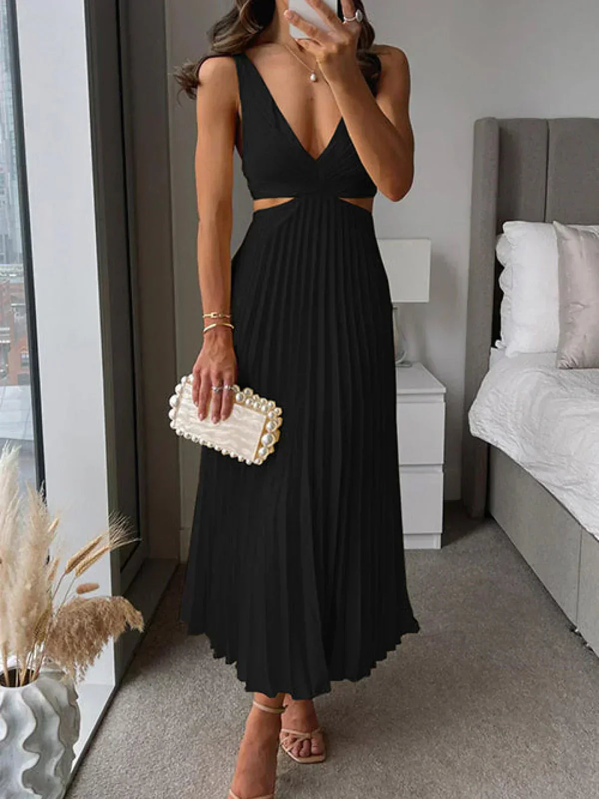 Elura™ – Flowing Cutout Midi Dress with Sculpted Waist