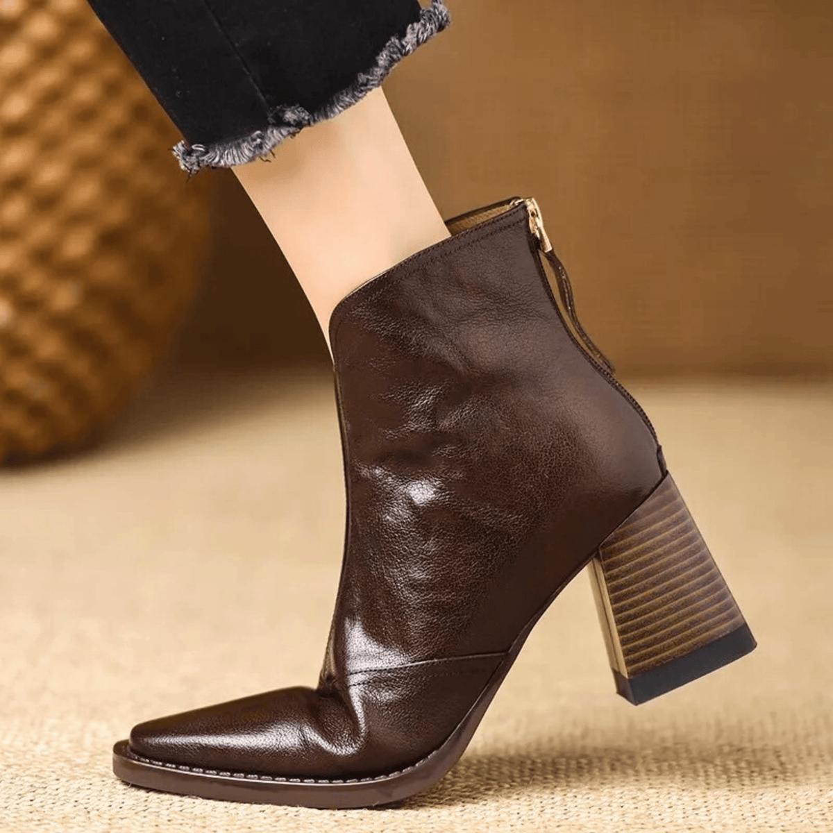 Civona: gli stivaletti di lusso che ridefiniscono stile e comfort